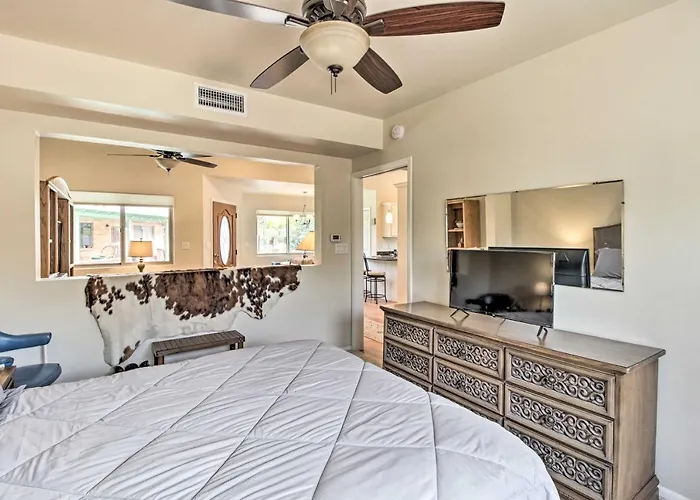 Сasa de vacaciones Lovely W/ Private Pool & Hot Tub! *