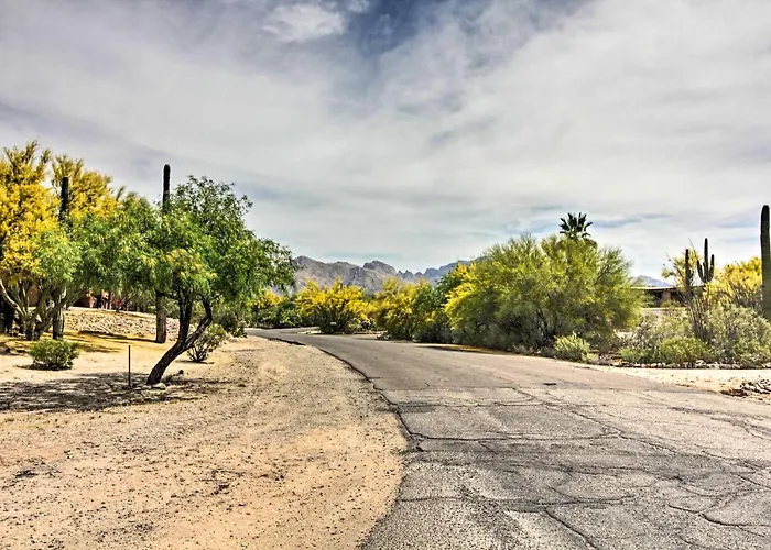 Lovely W/ Private Pool & Hot Tub! * Tucson